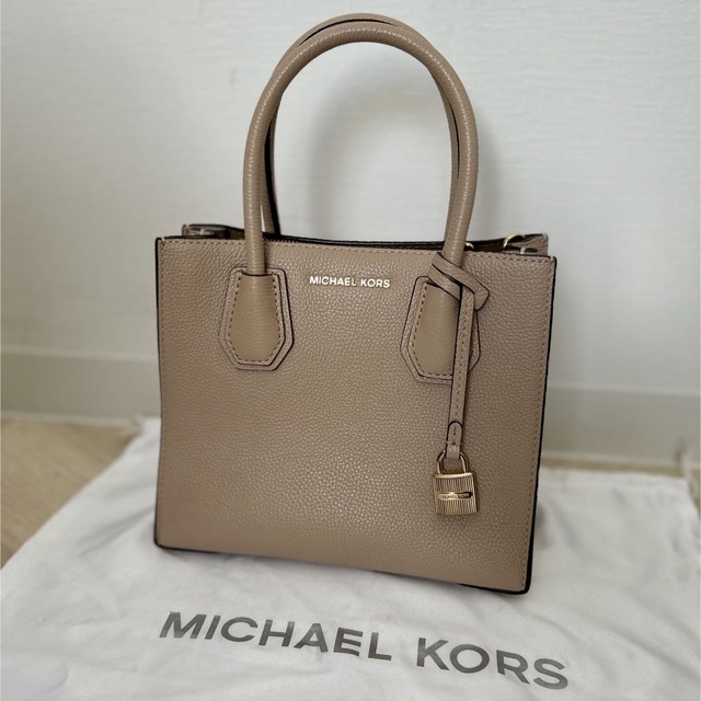 Michael Kors(マイケルコース)のマイケルコースショルダーバッグ レディースのバッグ(ショルダーバッグ)の商品写真