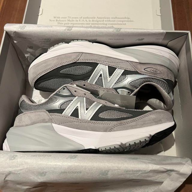 【新品未使用】New Balance ニューバランス M990GL6 V6