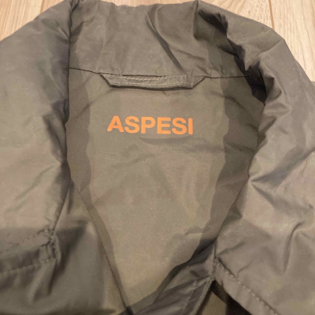 【お値下げ中！】ASPESI  カーキ　ナイロンジャケットジャケット/アウター