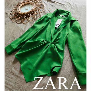 ザラ(ZARA)の新品　ZARA ザラ　トップス　シャツ　ブラウス　緑　人気　完売(シャツ/ブラウス(長袖/七分))