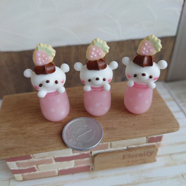 オーダーページ✾いちごクッキーのっけしろくまいちごみるく-