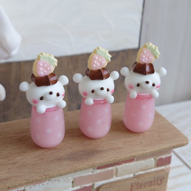 オーダーページ✾いちごクッキーのっけしろくまいちごみるく | www