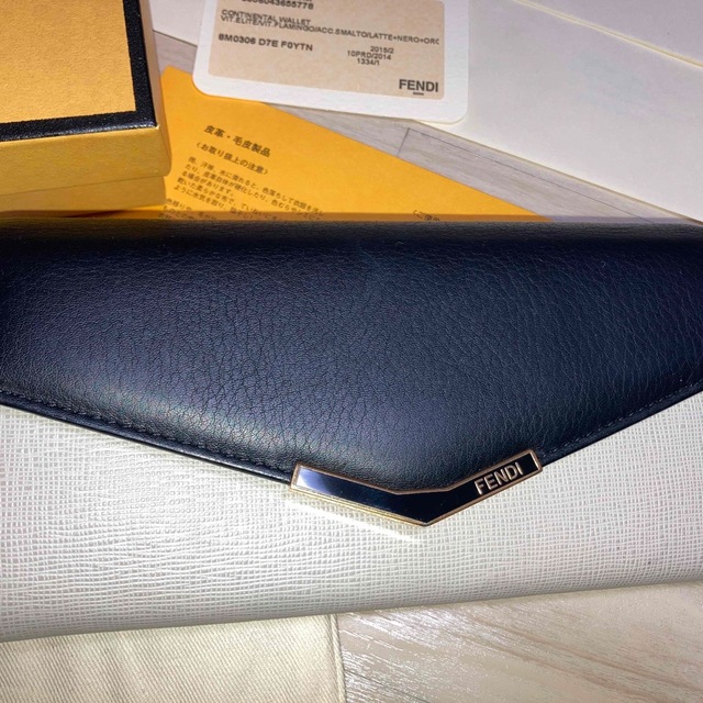 FENDI 長財布