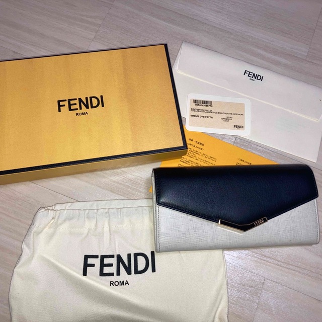 ファッション小物FENDI 長財布
