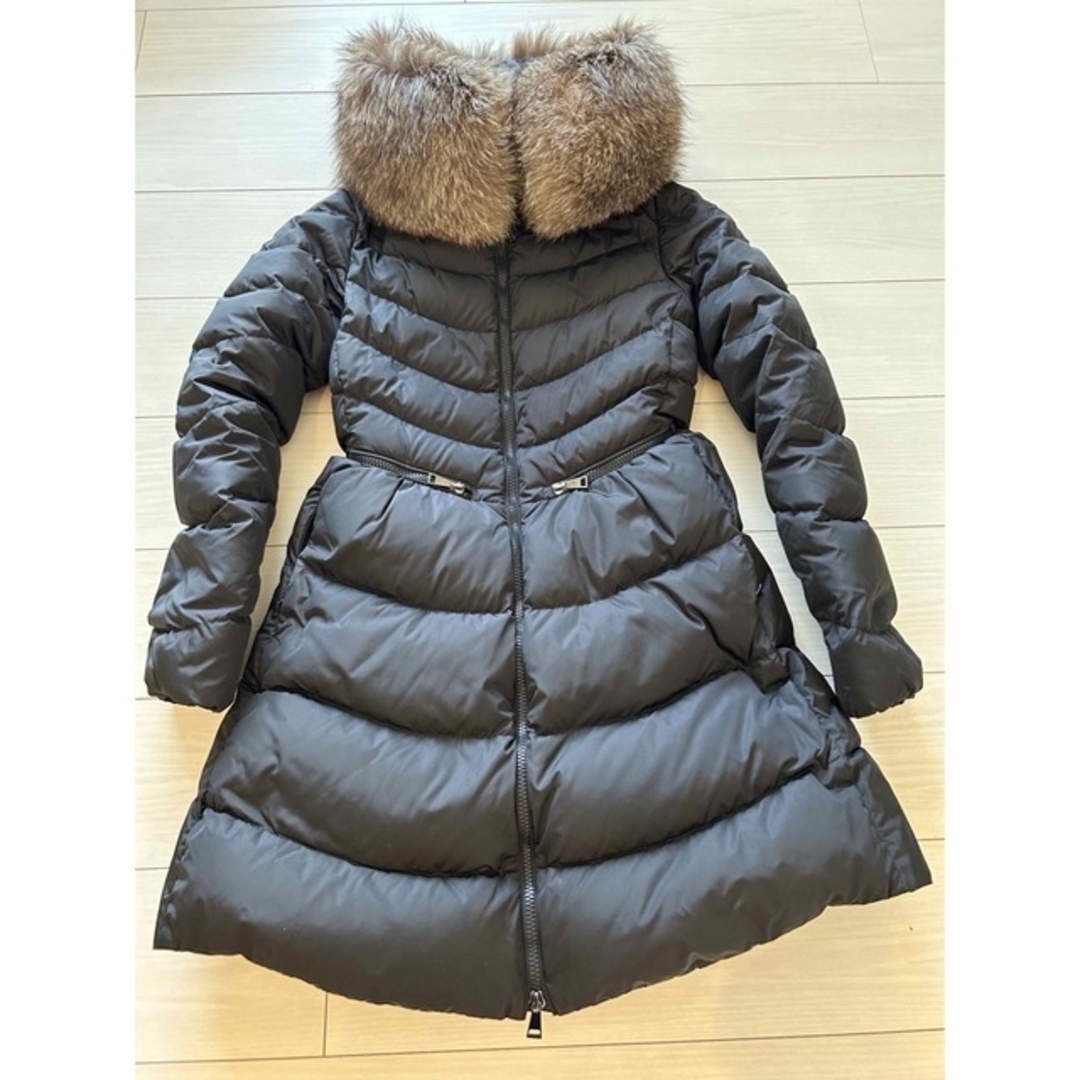 MONCLER(モンクレール)の2022年購入　美品　ミリエロン　ダウン　モンクレール　00 レディースのジャケット/アウター(ダウンジャケット)の商品写真