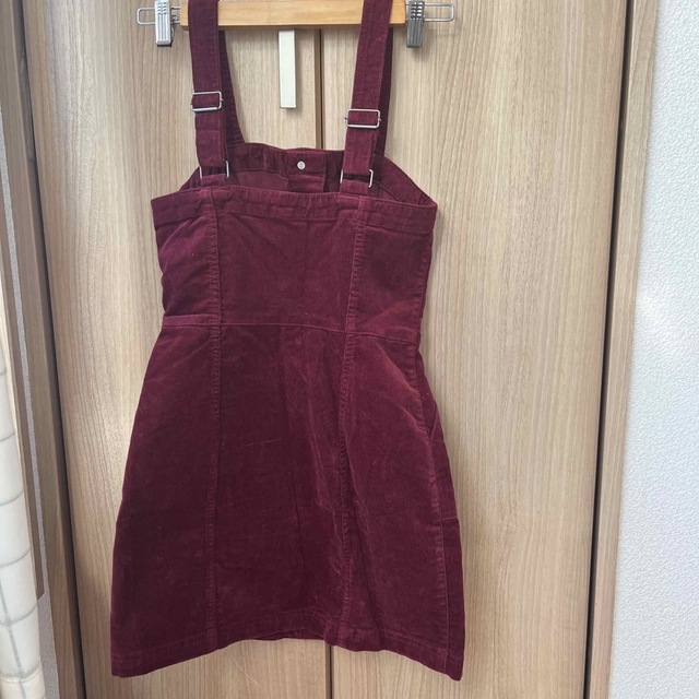 H&M(エイチアンドエム)のミニジャンバースカート レディースのスカート(ミニスカート)の商品写真
