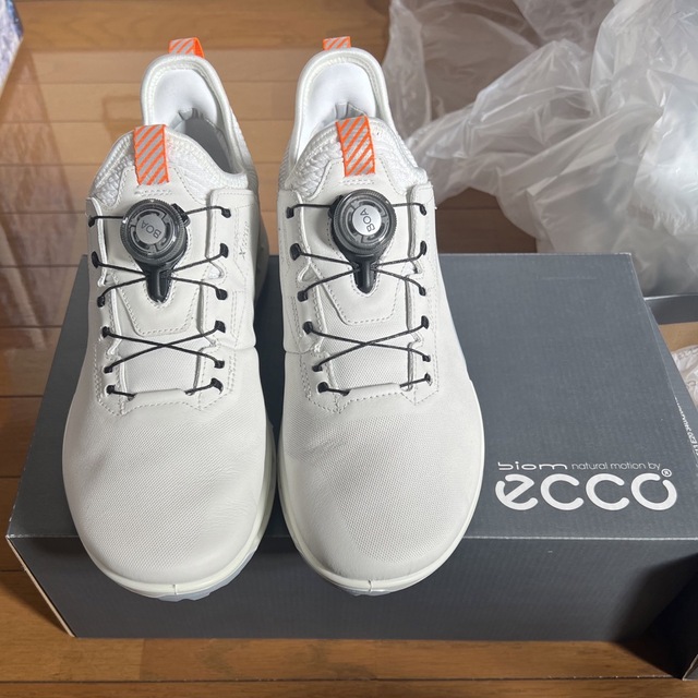 憧れ ゴルフシューズ スパイクレス ecco 25.0-25.5cm シューズ