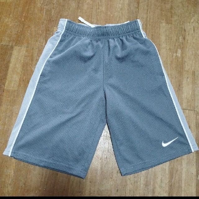 NIKE(ナイキ)のNIKE　DRI-FITパンツ キッズ/ベビー/マタニティのキッズ服男の子用(90cm~)(パンツ/スパッツ)の商品写真