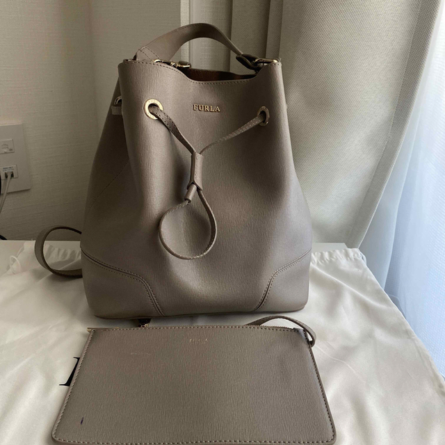 【美品】FURLA フルラ ステイシー　ショルダーバッグ　グレージュ