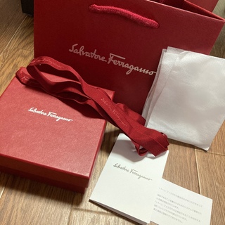 サルヴァトーレフェラガモ(Salvatore Ferragamo)のフェラガモ　箱&紙袋(ショップ袋)