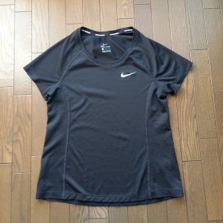 ナイキ(NIKE)のNIKEドライフィットTシャツ　M(ウェア)