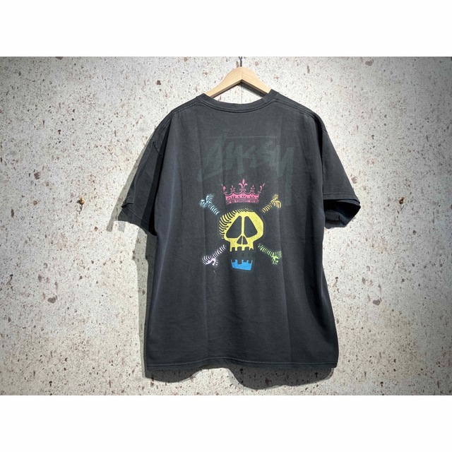 STUSSY(ステューシー)のセール　ステューシー　プリントTシャツ メンズのトップス(Tシャツ/カットソー(半袖/袖なし))の商品写真