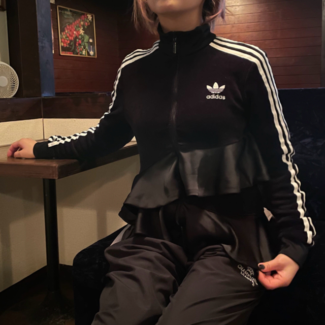 プレゼント サプライズ 希少adidas originalsX J KOO ベロア フリル