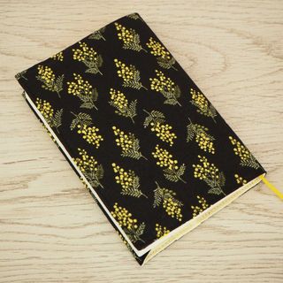 【文庫本】ゴムバンド栞付ブックカバー 手帳★ミモザ 花柄 フラワー★ブラック(ブックカバー)
