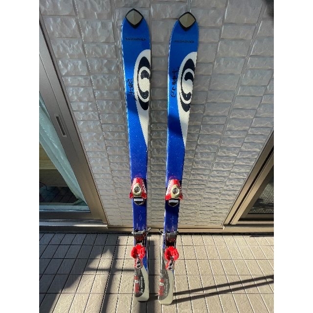 SALOMON(サロモン)のサロモン　スキー板　ビンディング付　150ｃｍ スポーツ/アウトドアのスキー(板)の商品写真