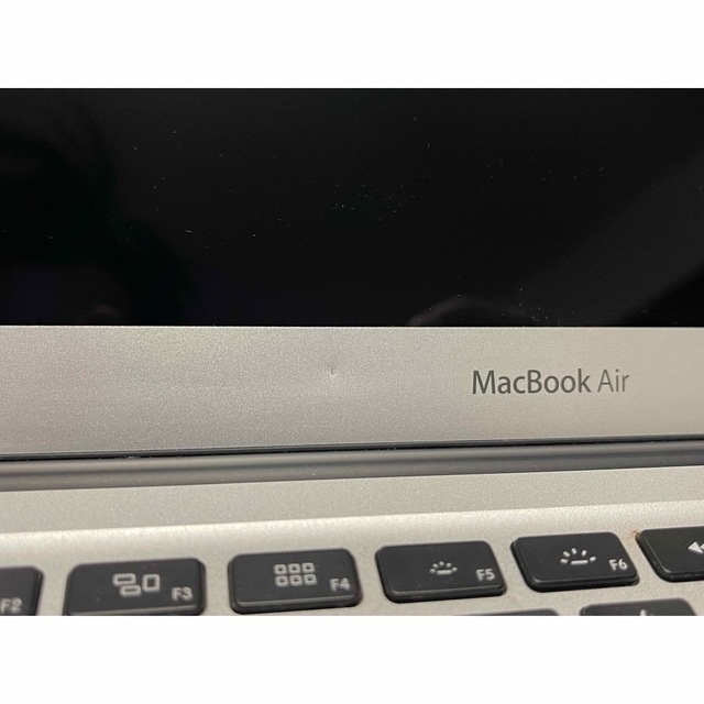 Apple(アップル)のMacbook Air 13インチ (Early 2015) メモリ8GB スマホ/家電/カメラのPC/タブレット(ノートPC)の商品写真