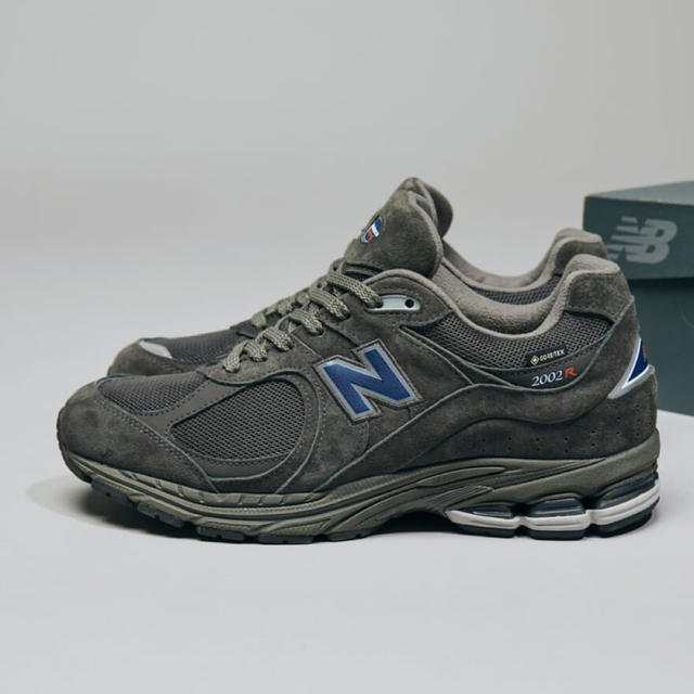 BEAMS × New Balance 2002R GORE-TEX 27.0 | www.jarussi.com.br