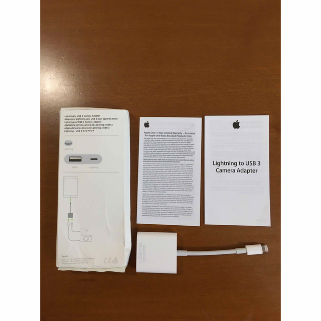 Apple(アップル)のApple Japan(同) Lightning-USB 3カメラアダプタ スマホ/家電/カメラのスマホアクセサリー(その他)の商品写真