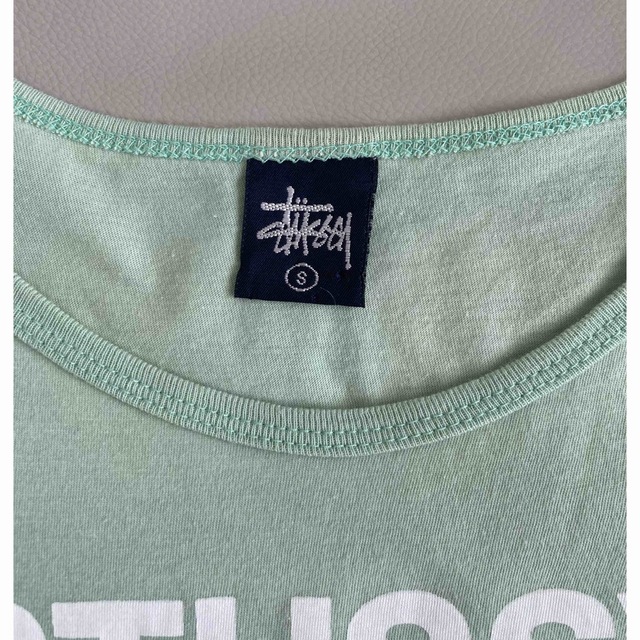 STUSSY(ステューシー)の【ステューシー 】レディースＴシャツ レディースのトップス(Tシャツ(半袖/袖なし))の商品写真