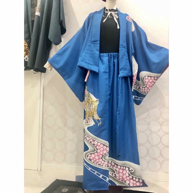 着物リメイク 青 桜道 御所車 ショート丈羽織 ロングスカート 2