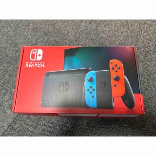 任天堂Switch 本体中古品　【美品】(家庭用ゲーム機本体)