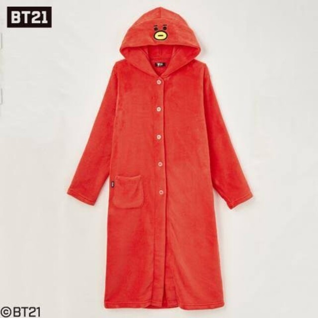 BT21(ビーティーイシビル)のBTS BT21 フード付き ルームワンピース tata エンタメ/ホビーのおもちゃ/ぬいぐるみ(キャラクターグッズ)の商品写真