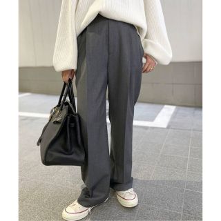 ドゥーズィエムクラス(DEUXIEME CLASSE)の【試着のみ】Deuxieme classe WOOL SERGE タックパンツ(カジュアルパンツ)