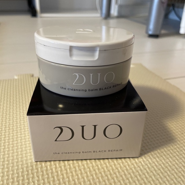 DUO(デュオ)のDUO ブラック コスメ/美容のスキンケア/基礎化粧品(フェイスオイル/バーム)の商品写真
