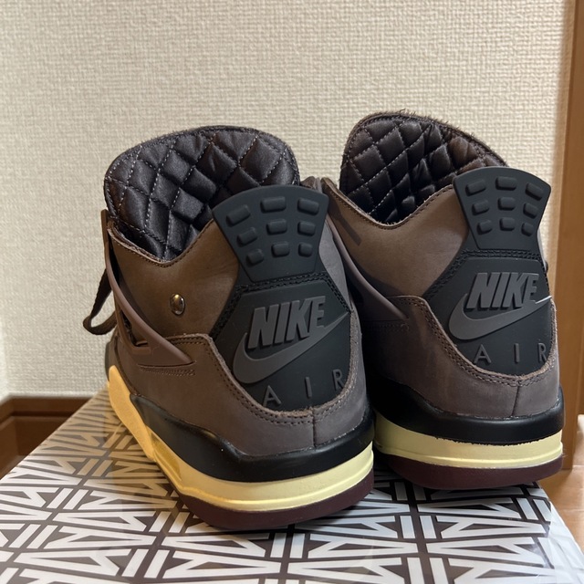 A Ma Maniére × Nike Air Jordan 4 アママニエール