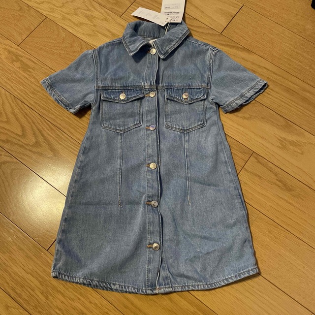 ZARA KIDS(ザラキッズ)のZARA デニムワンピース キッズ/ベビー/マタニティのキッズ服女の子用(90cm~)(ワンピース)の商品写真