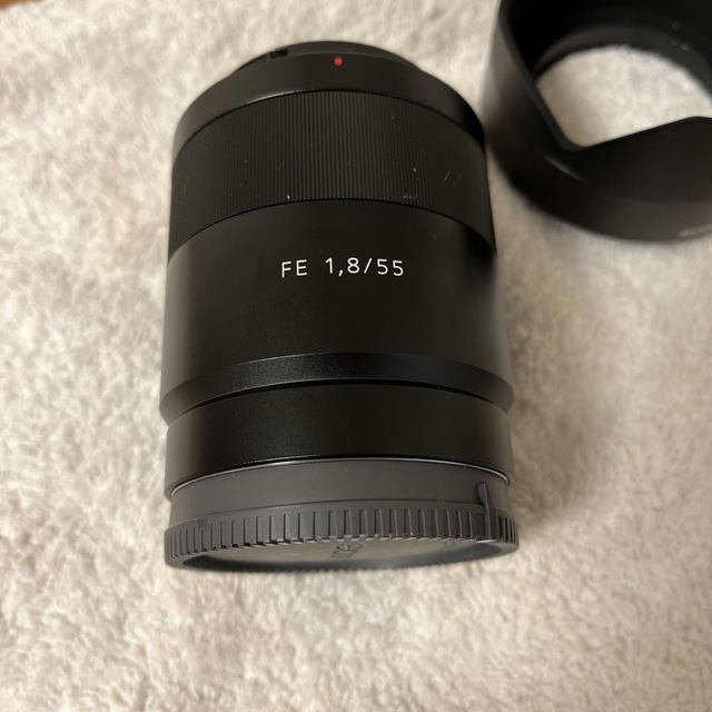 SONY(ソニー)のソニーEマウントレンズ　Sonnar T* FE 55mm F1.8 ZA スマホ/家電/カメラのカメラ(レンズ(単焦点))の商品写真