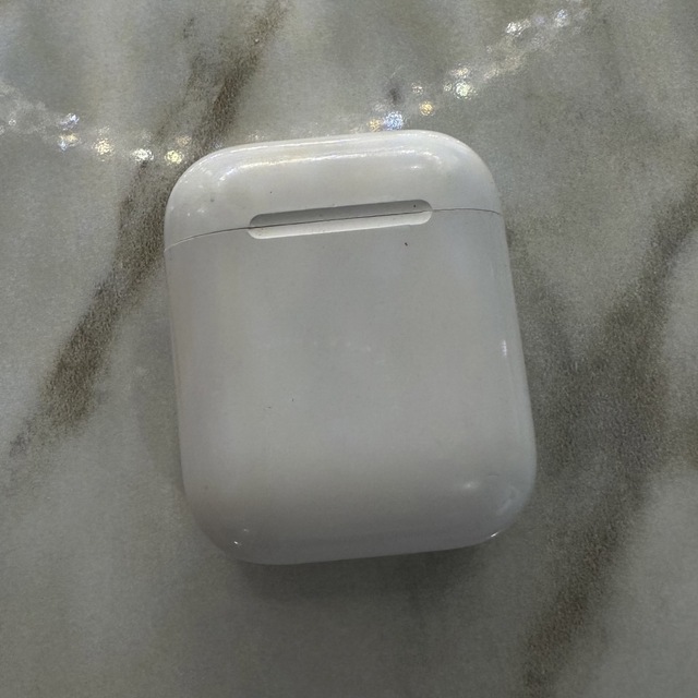 スマホ/家電/カメラAirPods 正規品