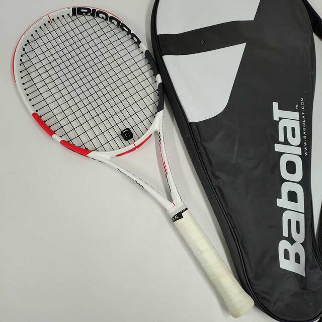 Babolat(バボラ)のバボラ ピュアストライク100 2020 PURE STRIKE100 300g 硬式テニスラケット G2 101400 スポーツ/アウトドアのテニス(ラケット)の商品写真