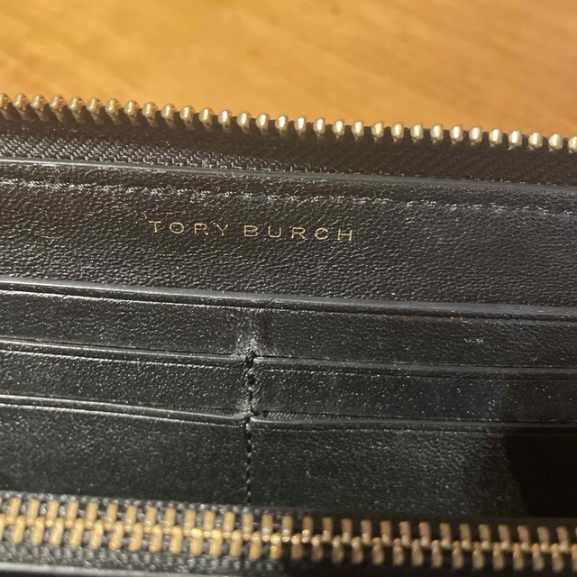 Tory Burch(トリーバーチ)のTORYBURCH ブラック　中古　長財布 レディースのファッション小物(財布)の商品写真