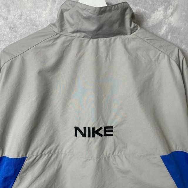 NIKE 90s ナイロンジャケット（L）