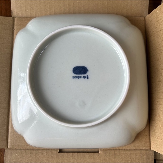新品【スコープ別注】東屋 / 木瓜角皿*正角*ヒラヒラ皿*販売 新品【スコープ別注】東屋 / 木瓜角皿*正角*ヒラヒラ皿*販売