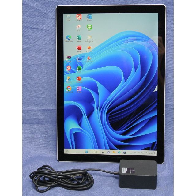 Surface Pro5 i5-7300U/8GB/256GB/window11 3