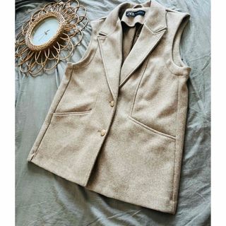 ZARA - ZARA ザラ ベスト ソフトベスト ジレ トップス 金ボタン 人気