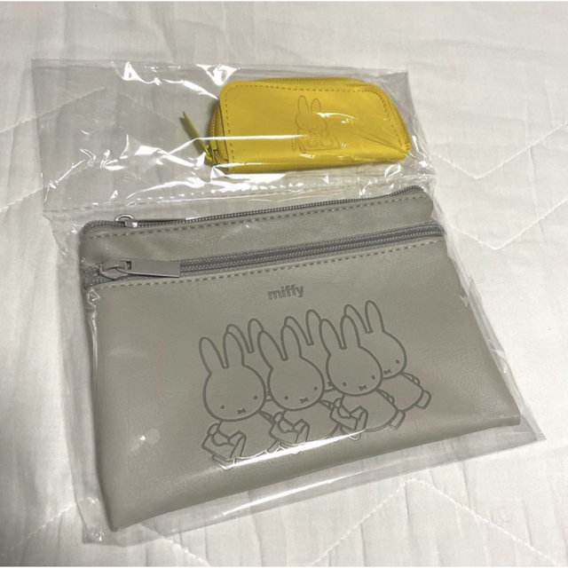 ⭐️限定・新品⭐️【MIFFY】印鑑ケース＆貴重品ポーチ★付録❗️ レディースのファッション小物(ポーチ)の商品写真