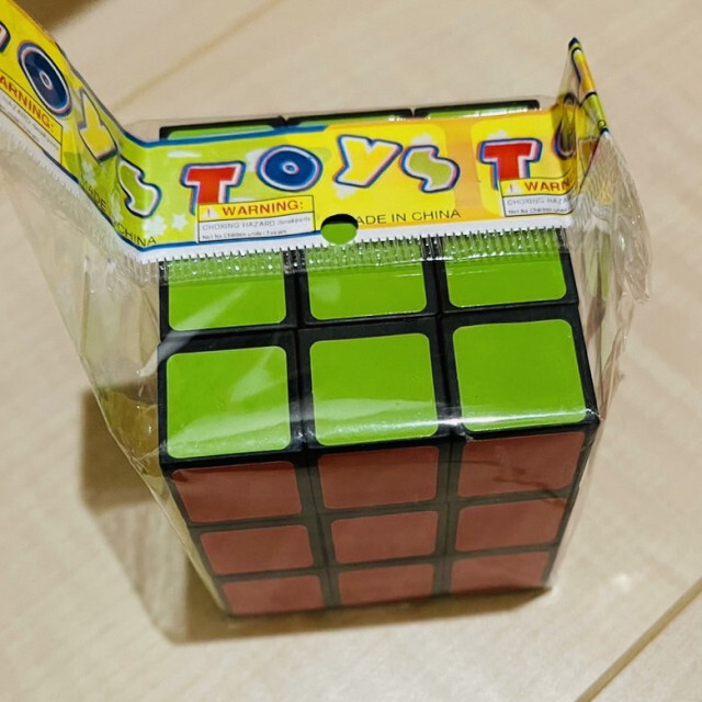 1個 ルービックキューブ スピードキューブ 知育玩具 脳トレ パズル 3×3×3 エンタメ/ホビーのおもちゃ/ぬいぐるみ(その他)の商品写真