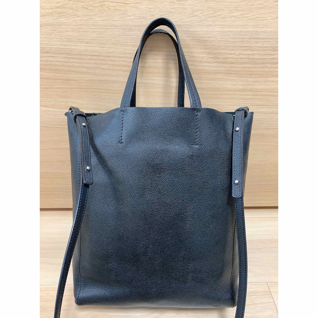 celine(セリーヌ)の【専用】Celine スモールカバ　ブラック レディースのバッグ(ショルダーバッグ)の商品写真