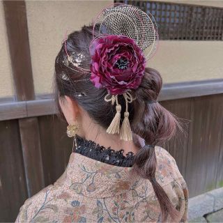 髪飾り　成人式【ダークパープル】008振袖　卒業式　着物　浴衣　袴(ヘアアクセサリー)