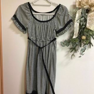 レストローズ チュニック(レディース)の通販 300点以上 | L'EST ROSEの レストローズ チュニック(レディース)の通販 300点以上 | L'EST ROSEの