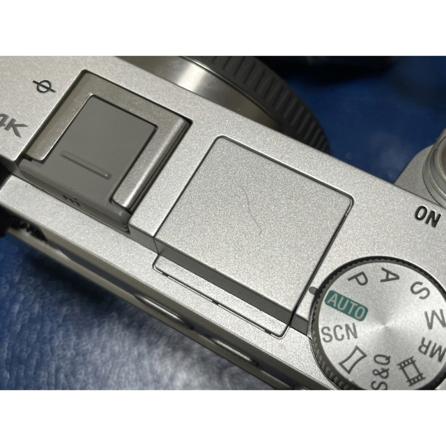 sony α6400 TAMRON 16-50mm スマホ/家電/カメラのカメラ(ミラーレス一眼)の商品写真