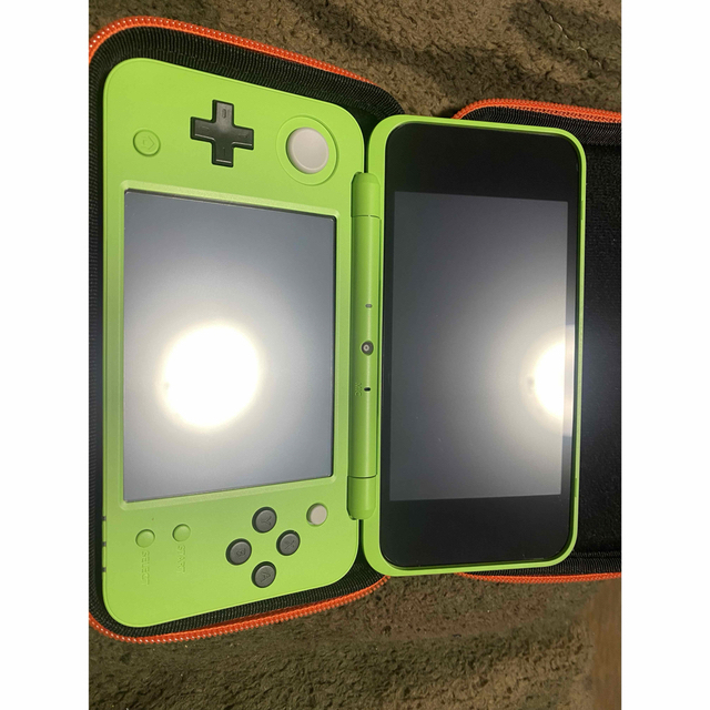 携帯用ゲーム機本体New Nintendo 2DS LL