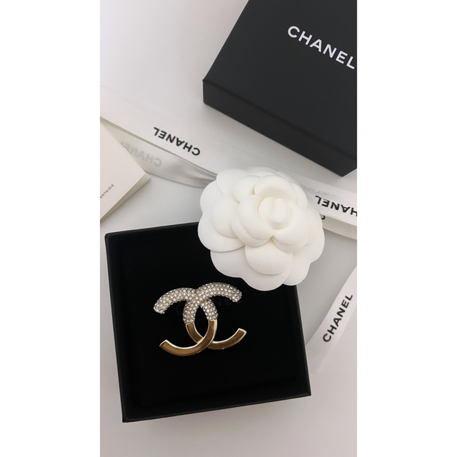 高知インター店】 CHANEL シャネルブローチ Chanel - ブローチ+