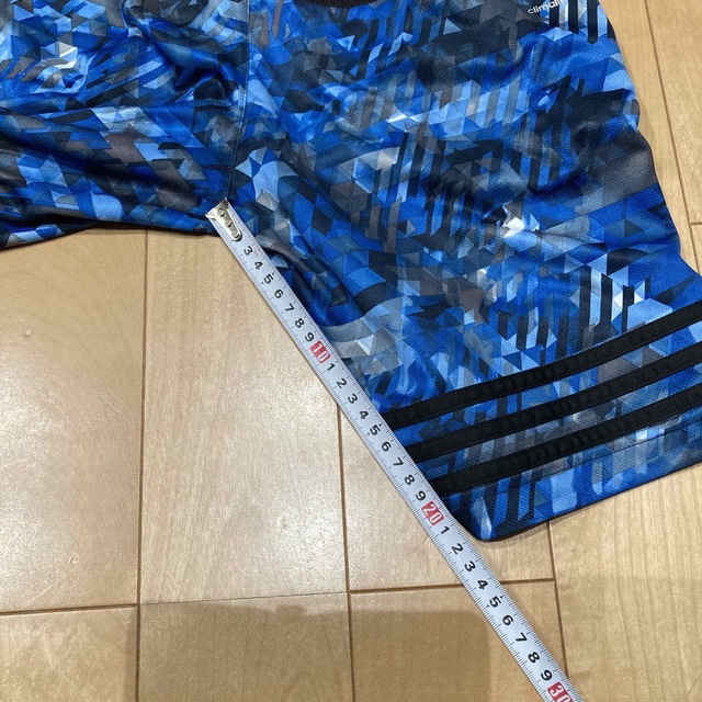 adidas(アディダス)のアディダス　adidas ハーフパンツ　キッズ　男の子用　140㎝ キッズ/ベビー/マタニティのキッズ服男の子用(90cm~)(パンツ/スパッツ)の商品写真