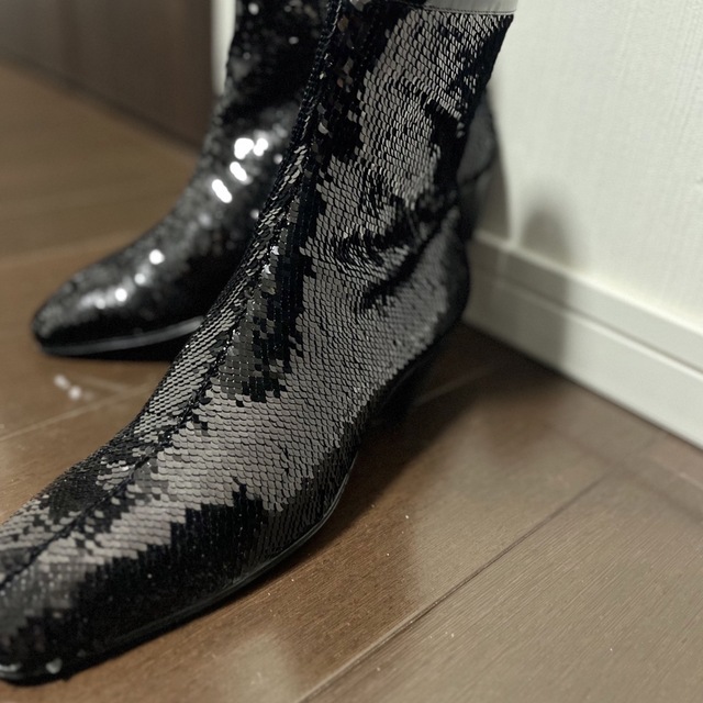 ルブタン JOLLY FLAT PAILLETTES スパンコールヒールブーツ