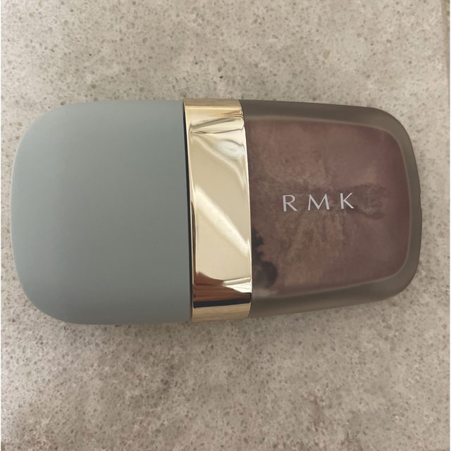 RMK(アールエムケー)のRMK リクイドアイズ 01 コスメ/美容のベースメイク/化粧品(アイシャドウ)の商品写真