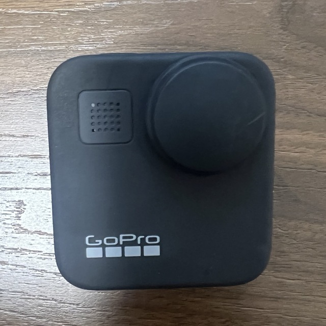 GoPro - GoPro MAX ケース+micro SDカード付き ※外箱(外側カバー)なし
